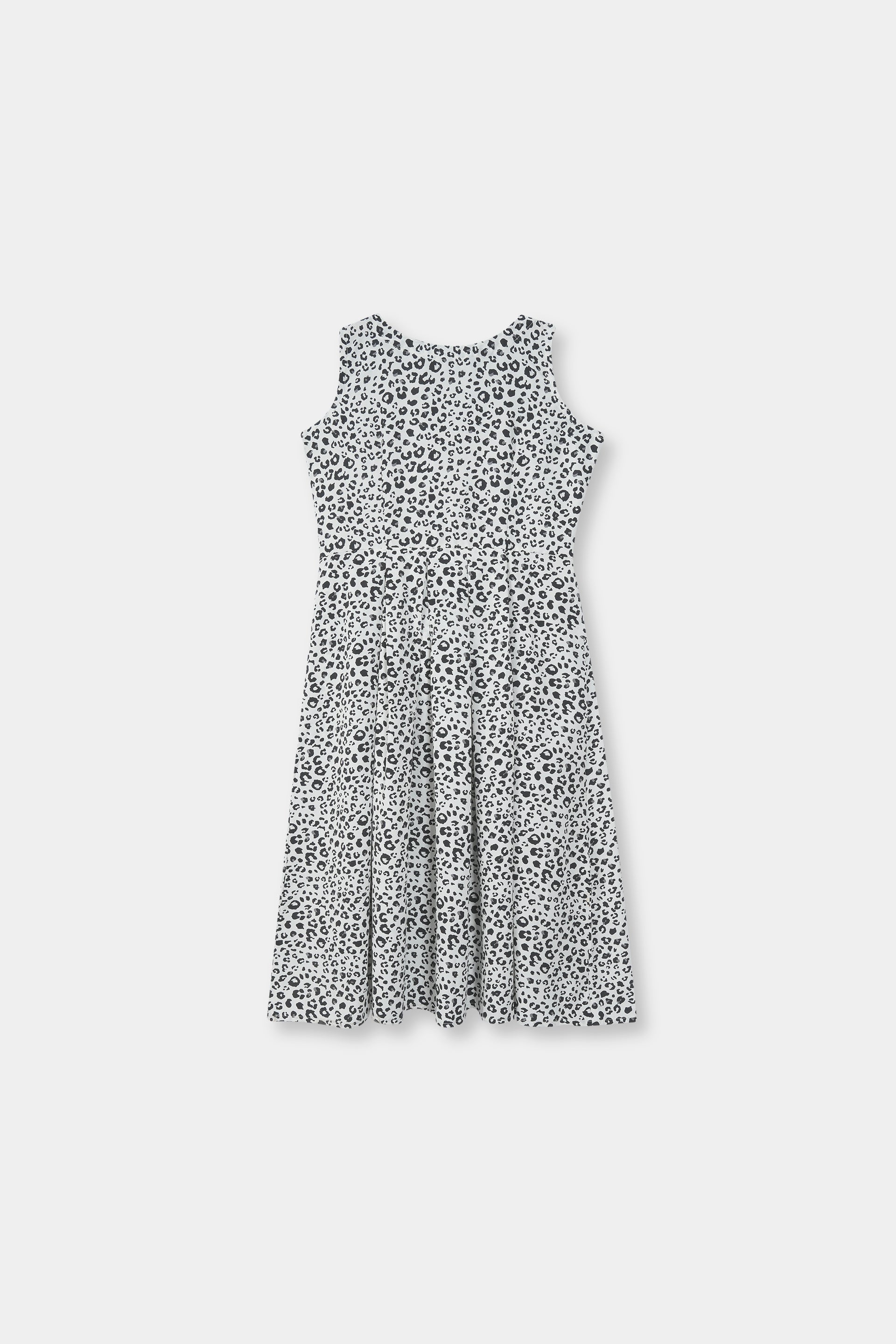 Monochrome Muse Maxi